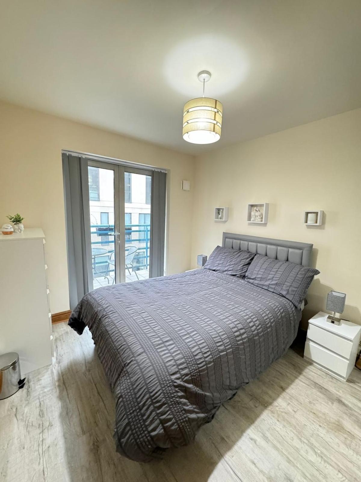 Spacious 2-bed Flat Next To Piccadilly Station, Mcr Apartment *